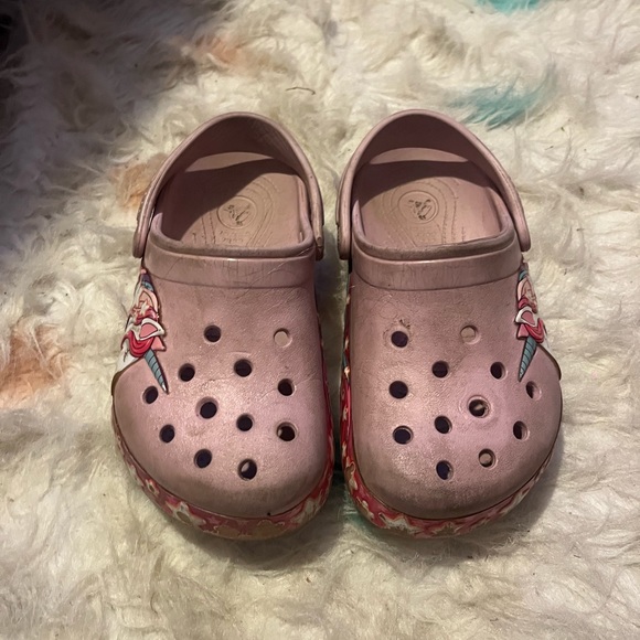 Unicorn crocs - Picture 7 of 8